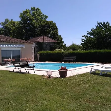 Avec Piscine * Condezaygues